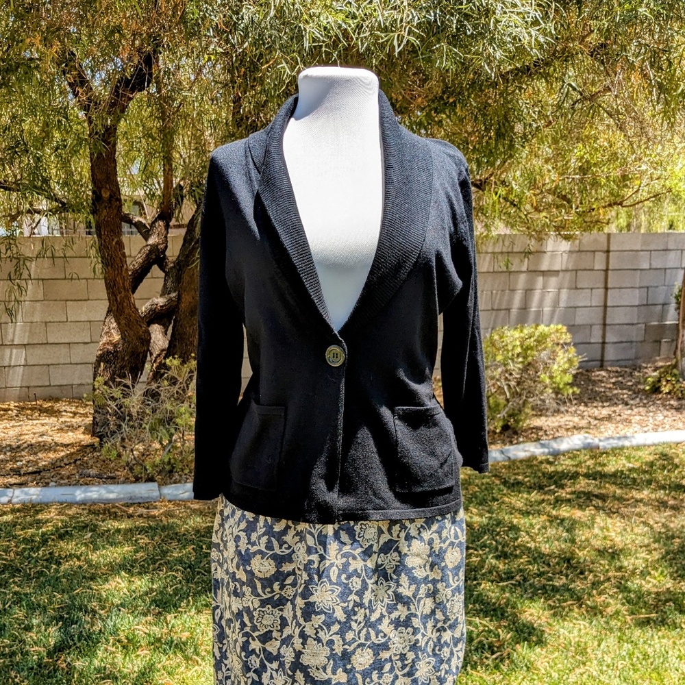 Cable & Gauge Ribbed Wide Lapel Women's Med Single Button Black Sweater Cardigan